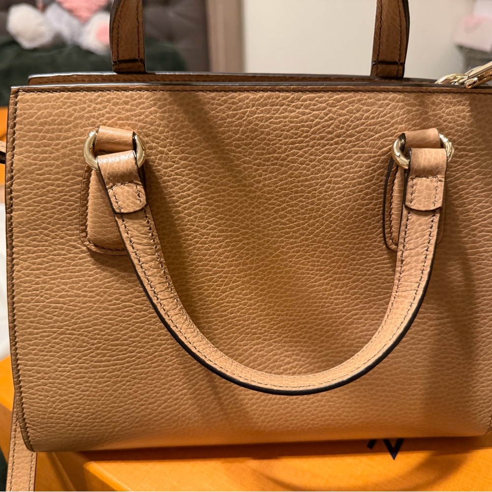 Gucci Beige Leather Satchel - Picture 2 of 6